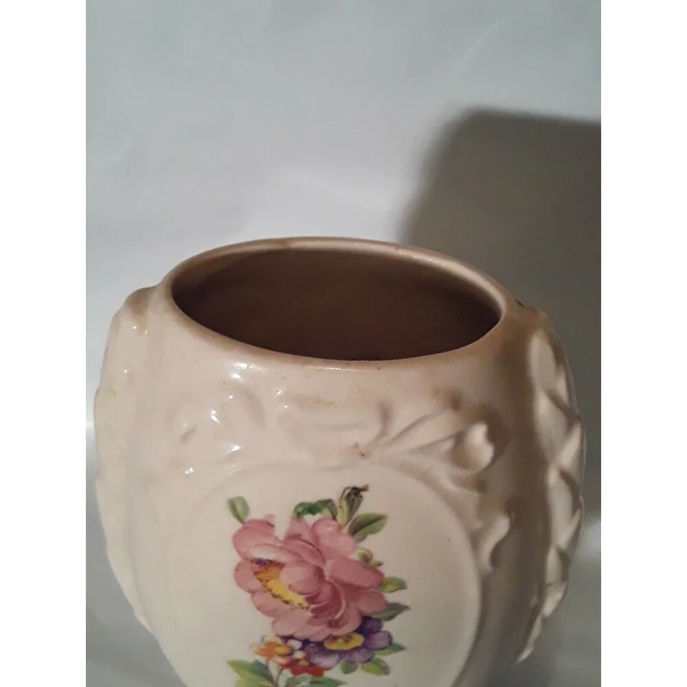 Vintage Ceramic Vase With Flowers Antique White Vintage Used 6”